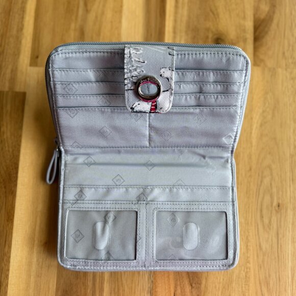 Vera Bradley RFID Turnlock Wallet Polar Bear Print - Picture 3 of 5
